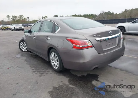 2015 Nissan Altima 2.5/2.5 S/2.5 Sl/2.5 Sv z USA, uszkodzony, nr VIN 1N4AL3AP8FC288792